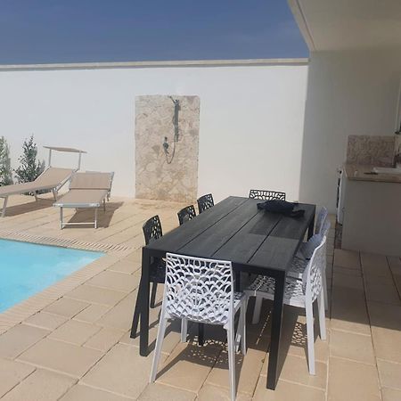 Villa Tre Cuori Con Piscina Privata Torre Lapillo - Villaggio Boncore Esterno foto